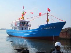 Hạ thủy tàu vỏ thép 67 đầu tiên đóng tại Quảng Trị