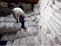 Asia rice - Vietnam rates hit 9-yr peak on supply crunch; Thai rates dip