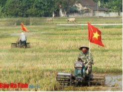 Can Lộc ra quân sản xuất hè thu