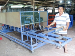 Kỹ sư “chân đất” Lê Văn Liêm: Chế tạo thành công máy xe thừng không nối