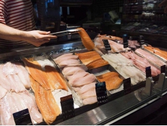 Study finds widespread seafood fraud in Canadian cities