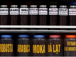 Asia Coffee-Vietnam, Indonesia premiums widen on subdued London prices