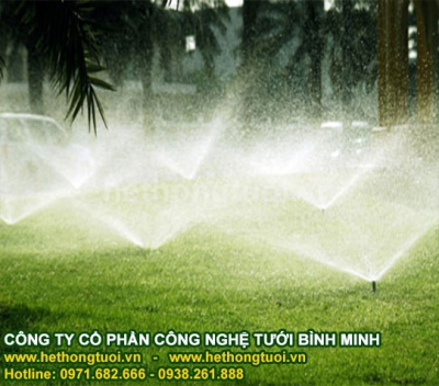 hệ thống tưới sân vườn,béc phun tưới cỏ, béc phun tưới cây,béc phun xoay, vòi phun xoay 360 độ,tư