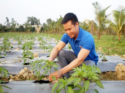 Young mans chilli business is red-hot hit