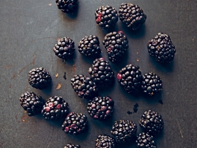 Cropped: Blackberries