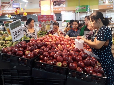 Cheap imported fruits preferred over domestic products