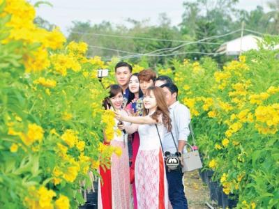 Khát vọng của làng hoa trăm tuổi