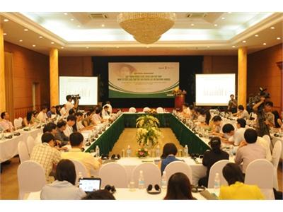 Bức Tranh Nông Thôn Còn Tối