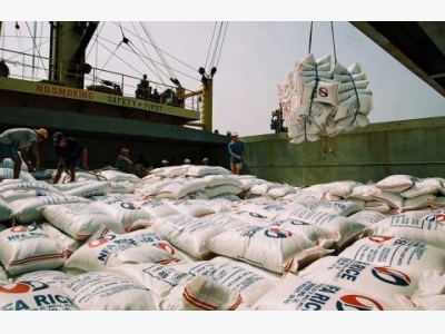 Vietnamese rice labeled with foreign names sells better than domestic brands