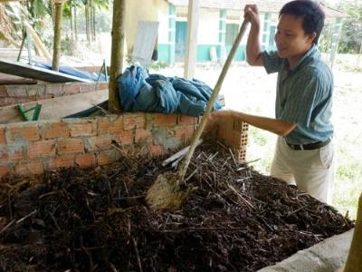 Tự làm phân vi sinh, nhà nông lợi nhiều bề