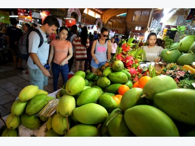 Phí vận chuyển đè trái cây Việt
