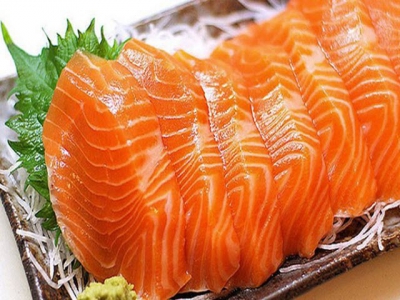 Prices of Lào Cais salmon sharply increase after social distance relaxation