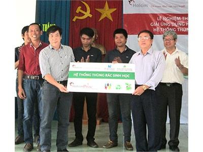 Thùng Rác Sinh Học Xử Lý Rác Cây Thanh Long