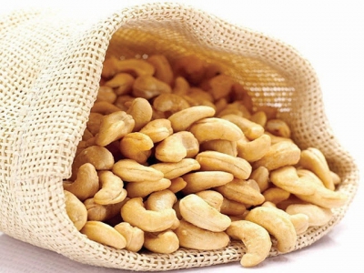 Good news for Vietnams cashew industry