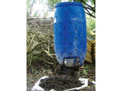 Trà Vinh Sử Dụng Thùng Nhựa Ủ Rác Hữu Cơ Chuyển Hóa Thành Phân Compost
