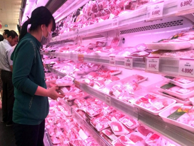 Foreign beef favored in Vietnam, bad news for domestic farmers